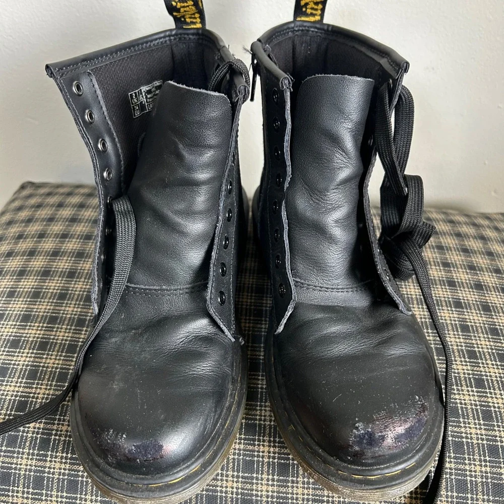 GUC Dr. Martens Delaney Lace Up Side‎ Zip Boots Size 3 Black Leather Scuffed